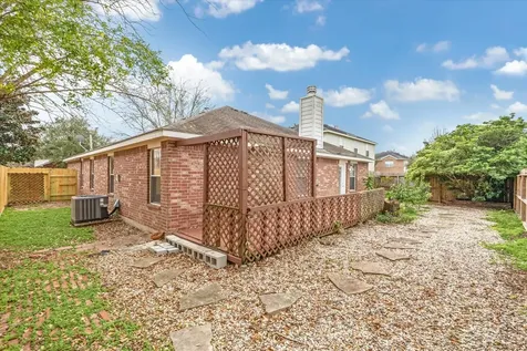 9717 Cottage Street Pearland TX 77584