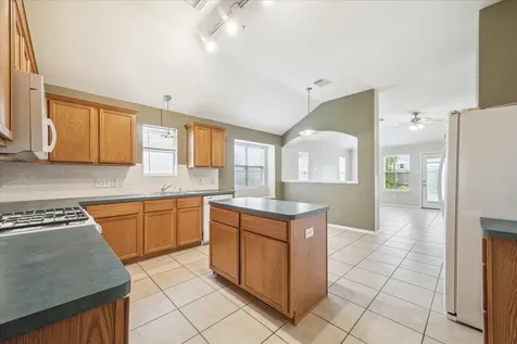 9717 Cottage Street Pearland TX 77584