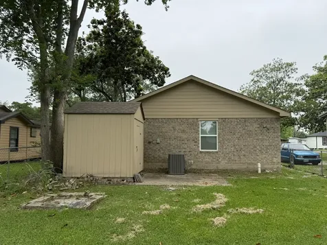 11817 13th Street Santa Fe TX 77510