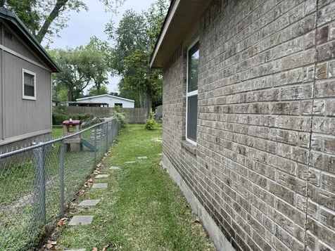 11817 13th Street Santa Fe TX 77510