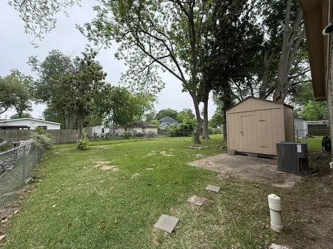 11817 13th Street Santa Fe TX 77510