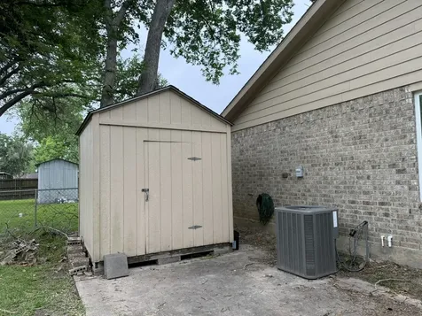 11817 13th Street Santa Fe TX 77510