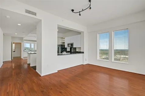 3505 Sage Road 2402 Houston TX 77056