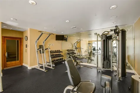 3505 Sage Road 2402 Houston TX 77056