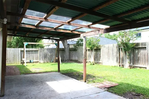 16014 Clayton Green Drive Houston TX 77082