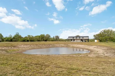 4864 County Road 182 Off Alvin TX 77511