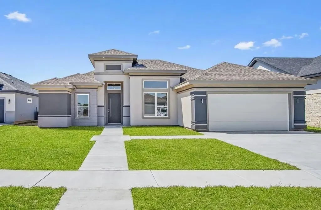 9488 S Queen Palm Brownsville TX 78566