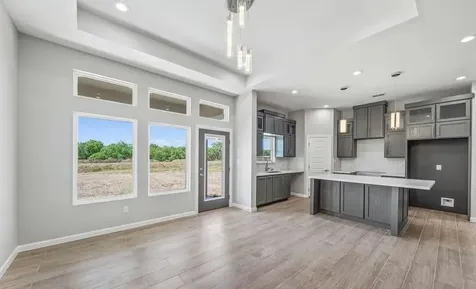 9488 S Queen Palm Brownsville TX 78566