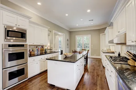 11328 Surrey Oaks Lane Piney Point Village TX 77024