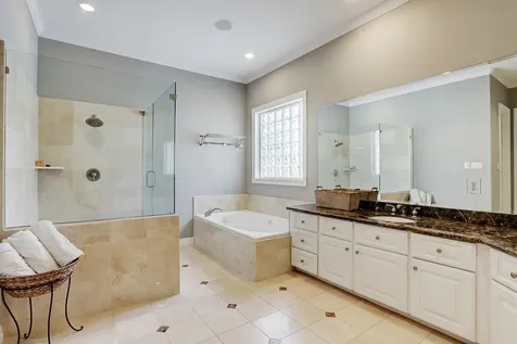 11328 Surrey Oaks Lane Piney Point Village TX 77024