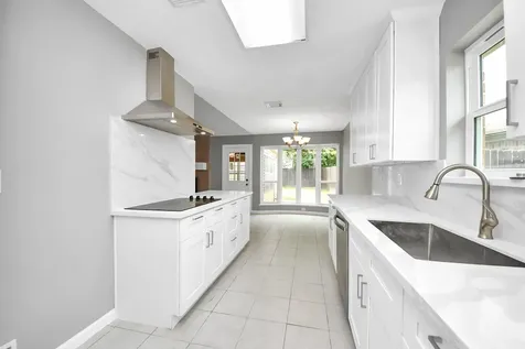10707 Shannon Hills Drive Houston TX 77099