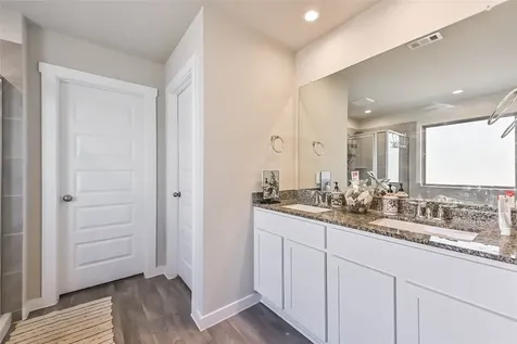 136 Little Spring Court Anahuac TX 77514