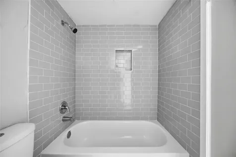 6201 Beverlyhill Street 30 Houston TX 77057