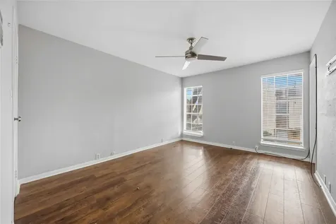 6201 Beverlyhill Street 30 Houston TX 77057