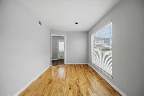 6201 Beverlyhill Street 30 Houston TX 77057