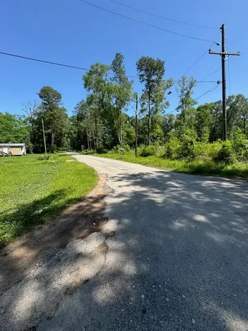 146 County Road 3475 Cleveland TX 77327