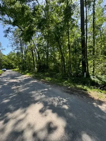 146 County Road 3475 Cleveland TX 77327