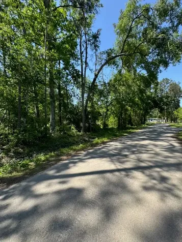 146 County Road 3475 Cleveland TX 77327