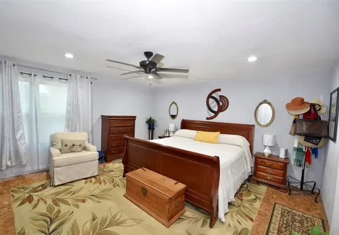382 Road 5251 Cleveland TX 77327