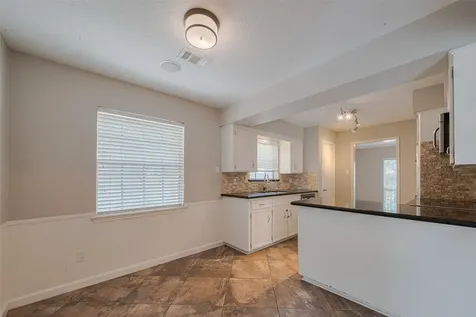 927 Carlingford Lane Houston TX 77079
