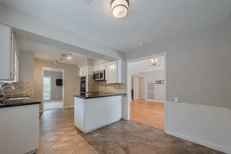927 Carlingford Lane Houston TX 77079