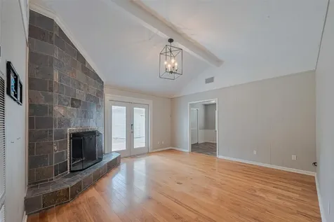 927 Carlingford Lane Houston TX 77079