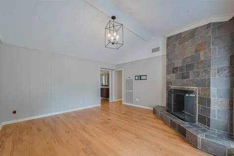 927 Carlingford Lane Houston TX 77079