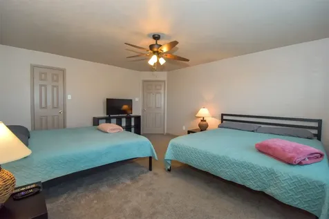 10102 White Oak Trail Lane Houston TX 77064