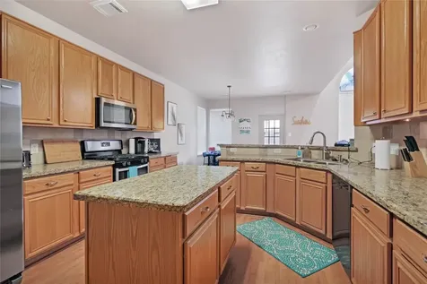 10102 White Oak Trail Lane Houston TX 77064
