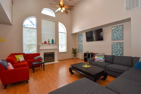 10102 White Oak Trail Lane Houston TX 77064