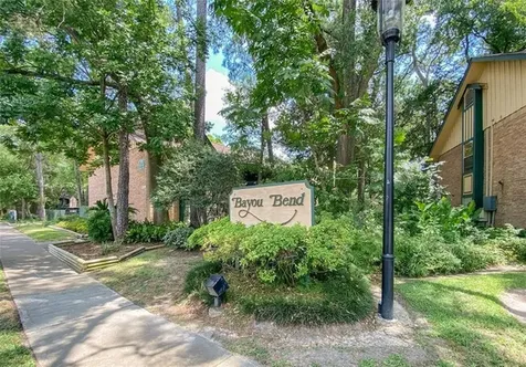 8277 Kingsbrook Road 153 Houston TX 77024