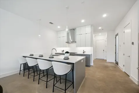 2147 Harold Street Houston TX 77098