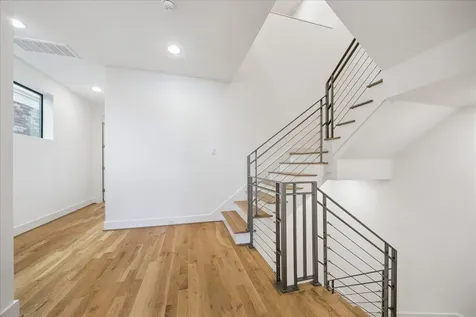 2147 Harold Street Houston TX 77098