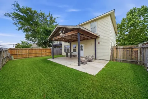 5722 Tiger Lilly Way Houston TX 77085