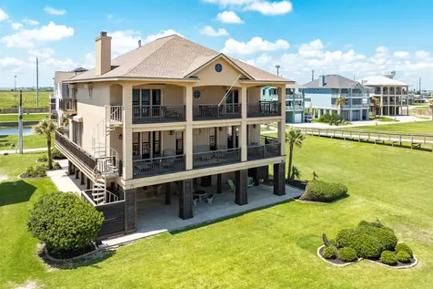 9 Blue Heron Drive Jamaica Beach TX 77554