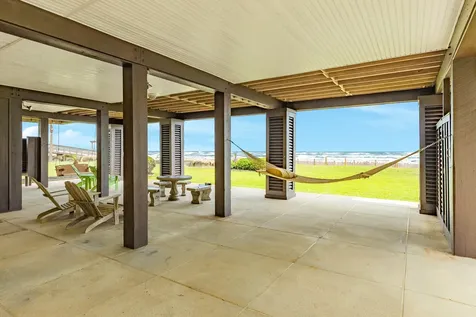 9 Blue Heron Drive Jamaica Beach TX 77554