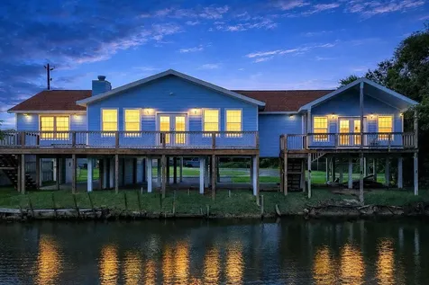 1615 Railroad Avenue San Leon TX 77539