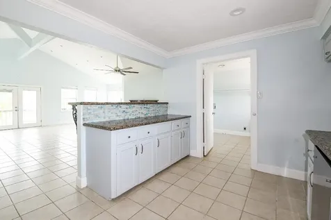 1615 Railroad Avenue San Leon TX 77539