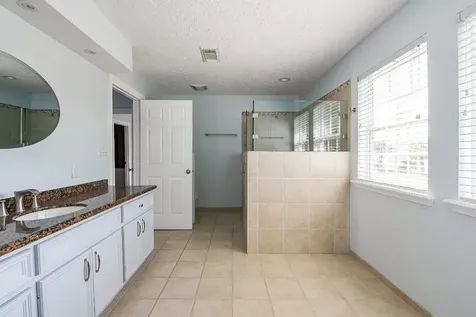 1615 Railroad Avenue San Leon TX 77539