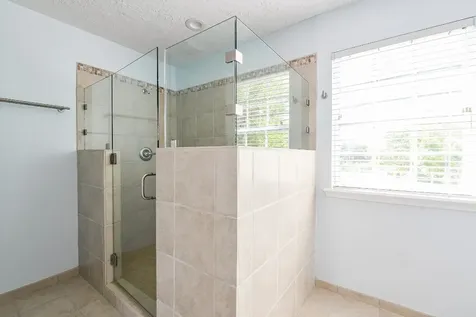 1615 Railroad Avenue San Leon TX 77539