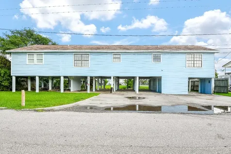 1615 Railroad Avenue San Leon TX 77539