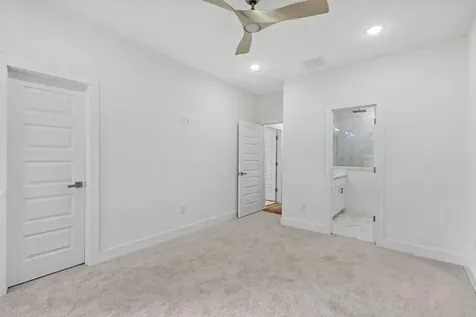 8109 Hamlet Street B Houston TX 77078