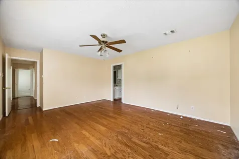 2915 Country Club Boulevard Sugar Land TX 77478