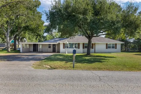 1906 Gun And Rod Road Brenham TX 77833