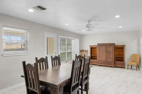 1906 Gun And Rod Road Brenham TX 77833