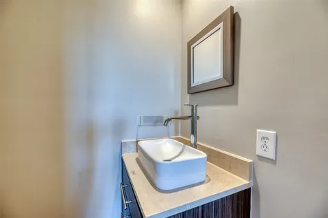 5521 Kiam Street Houston TX 77007