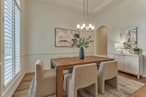 6 Millsap The Woodlands TX 77382