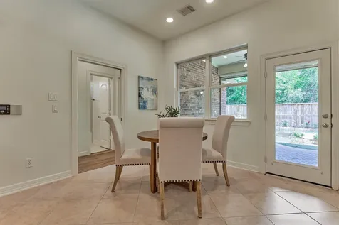 6 Millsap The Woodlands TX 77382