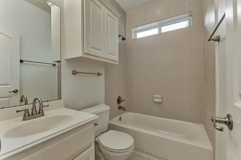 6 Millsap The Woodlands TX 77382