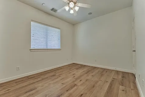 6 Millsap The Woodlands TX 77382